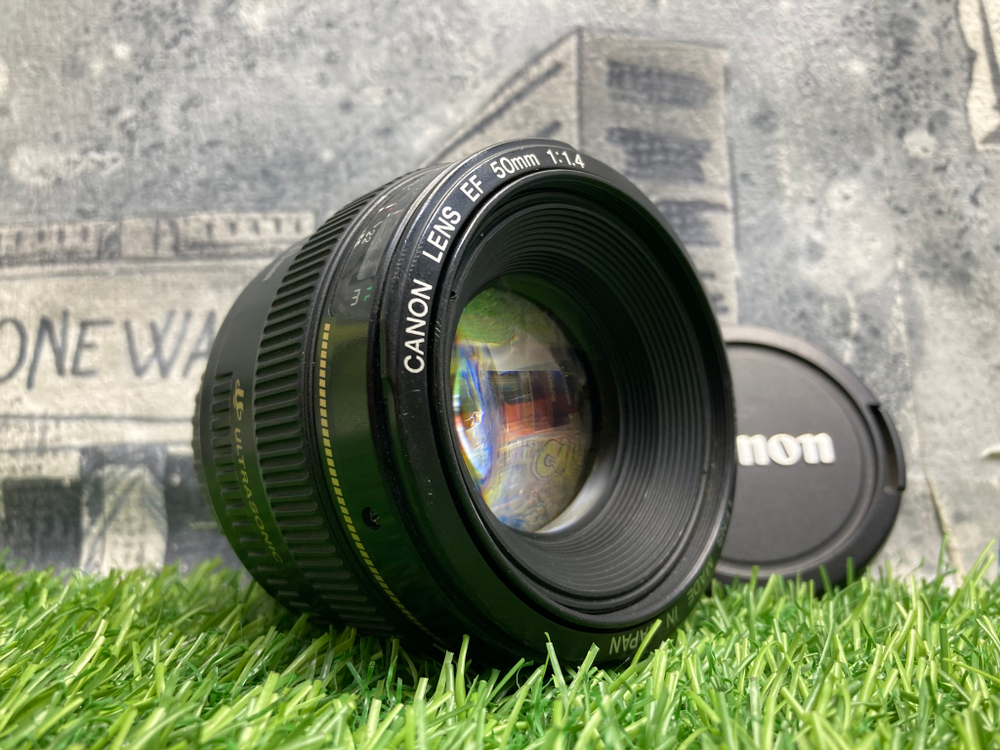 Canon EF 50mm 1.4 USM