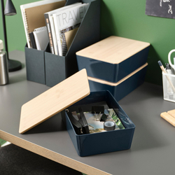 IKEA KUGGIS  (ИКЕА КУГГИС)  -  Контейнер с крышкой - чёрно-синий/бамбук 18x26x8 см
