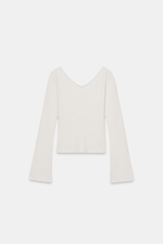 ФУТБОЛКА В РУБЧИК С V-ОБРАЗНЫМ ВЫРЕЗОМ — ZARA