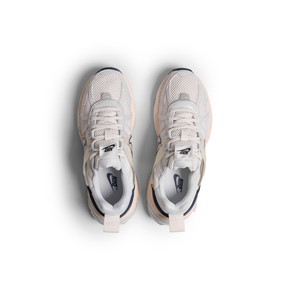 Кроссовки Nike V2K Run "Platinum Tint Guava Ice" Women's