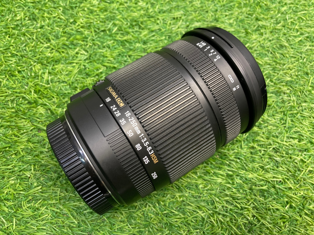 Sigma AF 18-250mm 3.5-6.3 DC OS HSM Canon EF-S