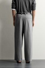 БРЮКИ RELAXED FIT СО СКЛАДКАМИ — ZARA · 8281/740