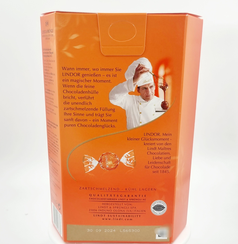 Шоколадные конфеты Lindt Lindor Orange в коробке 500 г (Из Финляндии)
