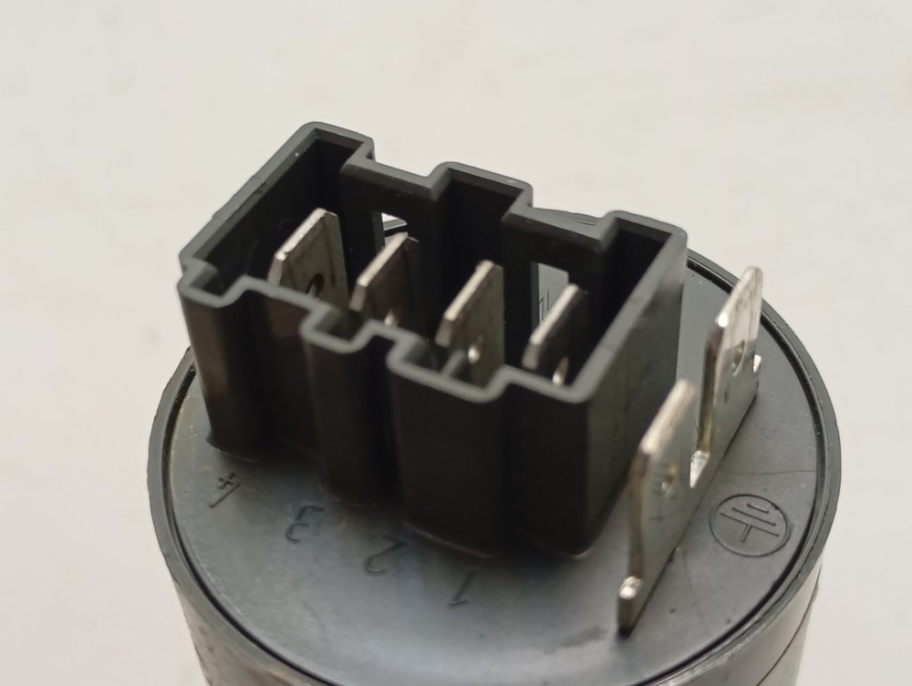 LS60840L кт54 Сетевой фильтр для стиральной машины AEG 411422430A б/у