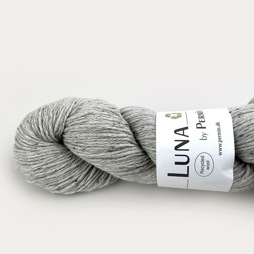 Пряжа Permin (Пермин) Luna / уп.10 мот. по 50 г, 175 м, 889000.889028
