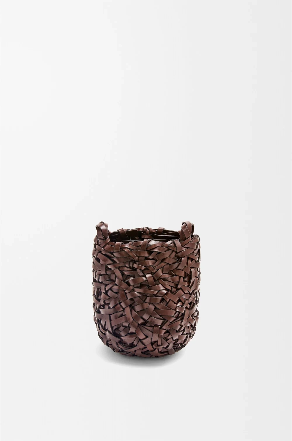 Loewe Маленькая сумка Nest Basket из телячьей кожи, каштановый