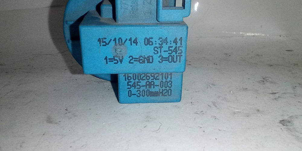 1 Датчик уровня воды (прессостат) для стиральных машин Indesit Ariston ST-545 16002692101 б/у