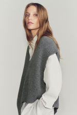 ЖИЛЕТ ИЗ СМЕСОВОЙ ШЕРСТИ С АСИММЕТРИЧНЫМ НИЗОМ — ZARA