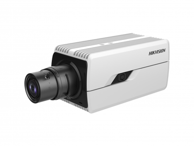 iDS-2CD7026G0-AP(C) DeepinView IP-камера в стандартном корпусе 2Мп Hikvision