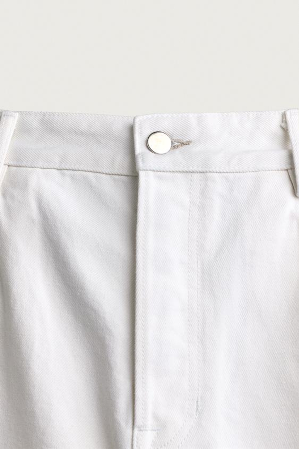 ZARA ДЖИНСЫ RELAXED FIT СО СТРЕЛКАМИ, БЕЛЫЙ
