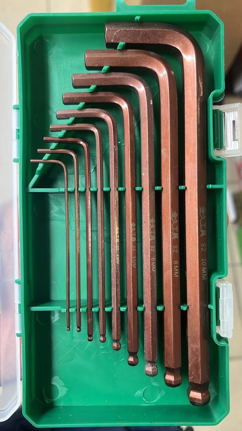 Набор имбусовых ключей SATA (9 шт) — Г-образные шестигранники с шаровым наконечником (1.5–10 мм)