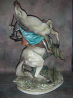 Статуэтка. Фарфор. Святой Георгий. Capodimonte. Италия