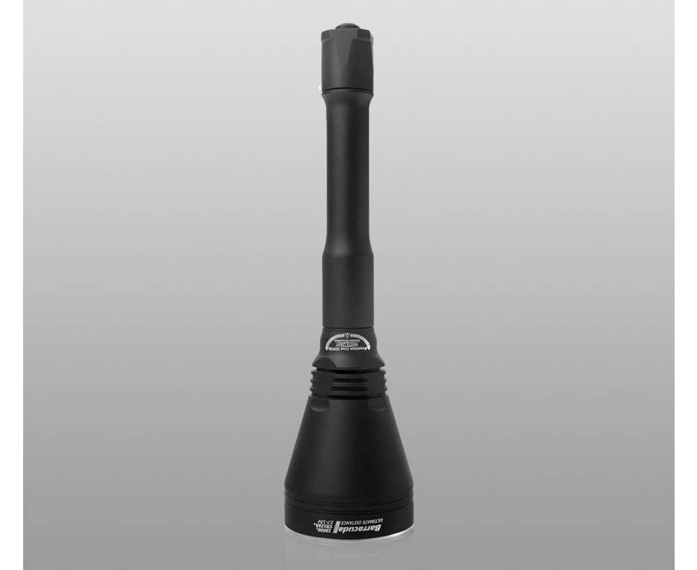 Фонарь Armytek Barracuda Pro v2 (серебряный ободок) XHP35 1850 люмен