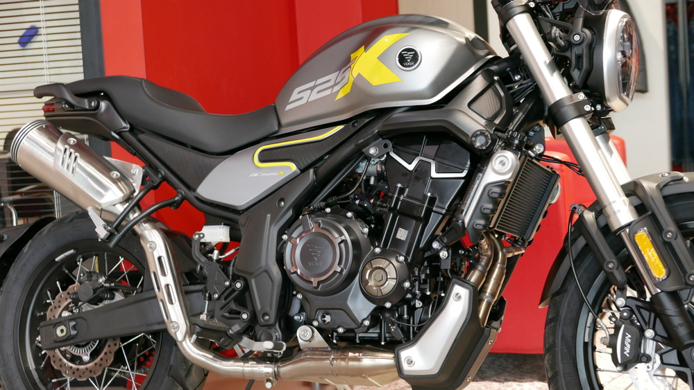 VOGE AC525X