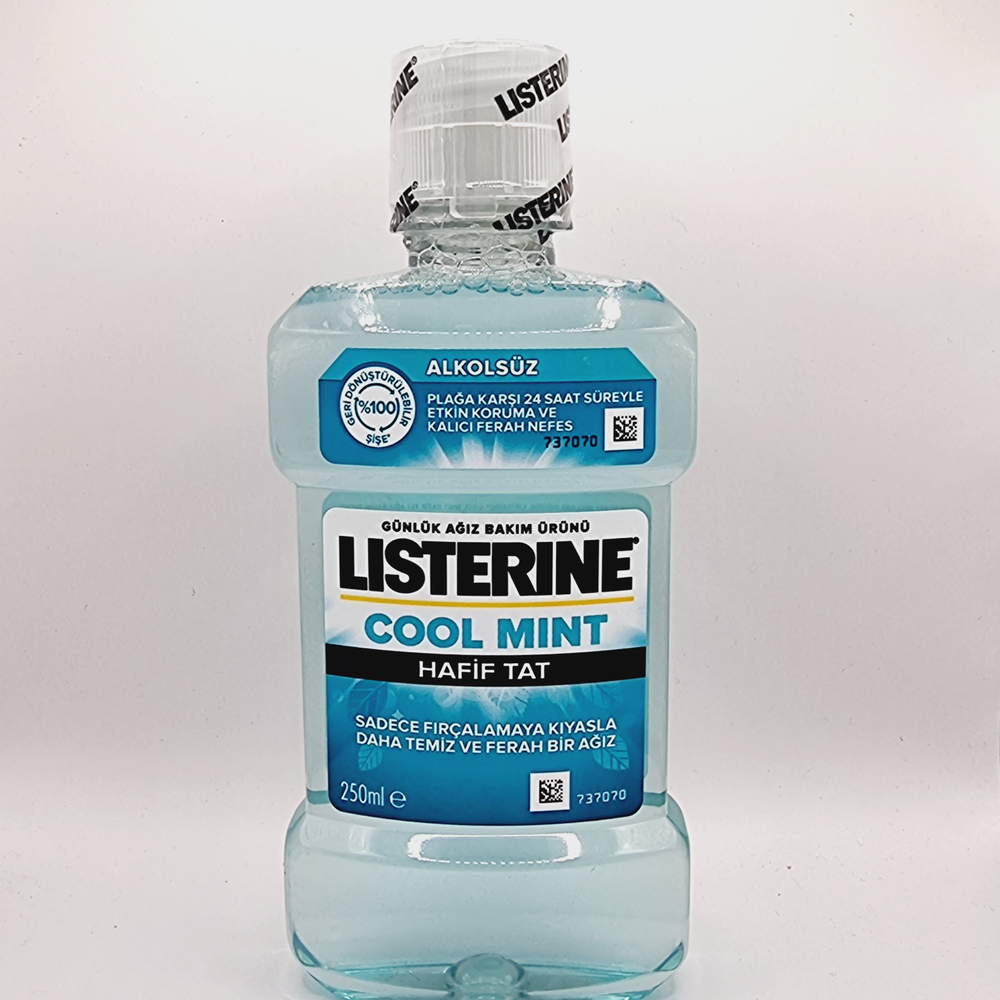 LISTERINE ополаскиватель для полости рта COOL MINT без спирта 250 мл (Италия)