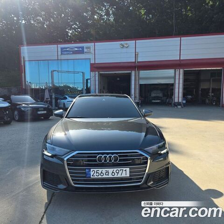 Audi A6 45 TFSI Premium — 2023