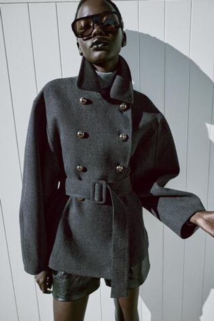 ZARA КОРОТКОЕ ПАЛЬТО ИЗ МЯГКОЙ ТКАНИ С ПОЯСОМ, СЕРЫЙ