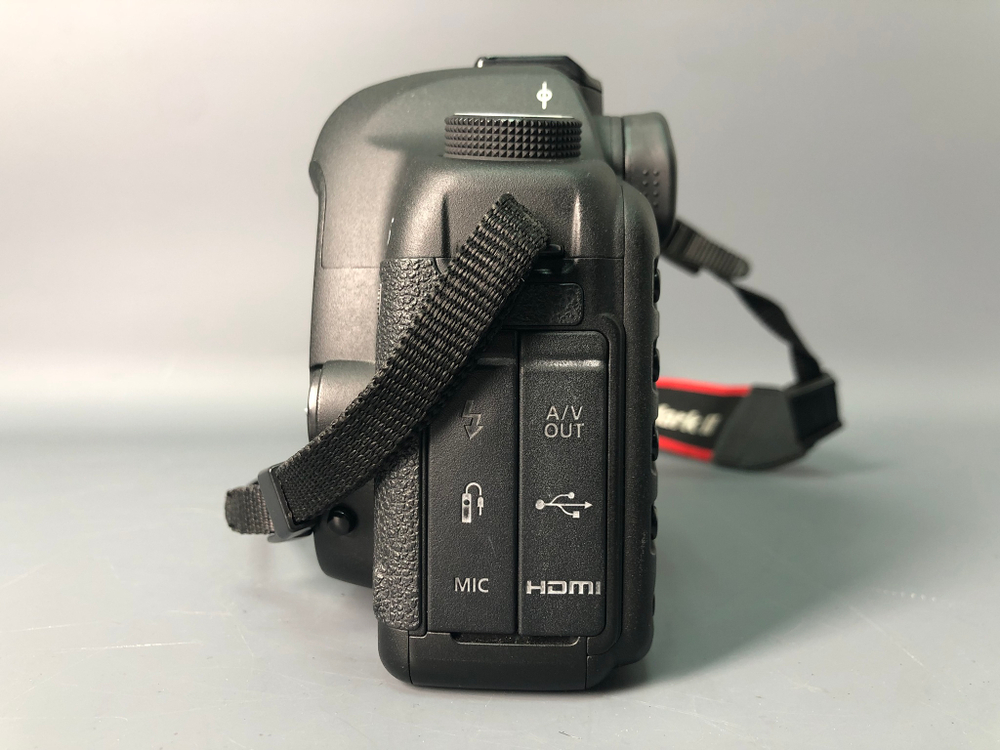 Canon EOS 5D Mark II, 13600 кадров пробега