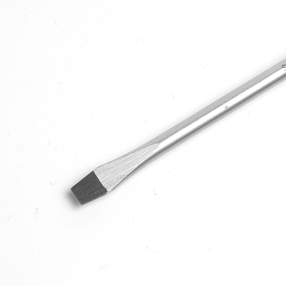 SL5150 Отвертка шлицевая ROSSVIK SL5*150мм