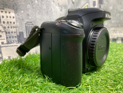 Nikon F75