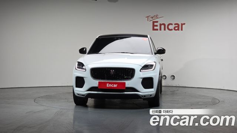 Jaguar E-PACE P250 R- SE — 2018