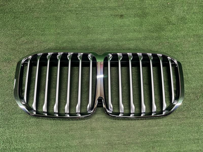 Решетка радиатора BMW X7 G07 (2019-2022)