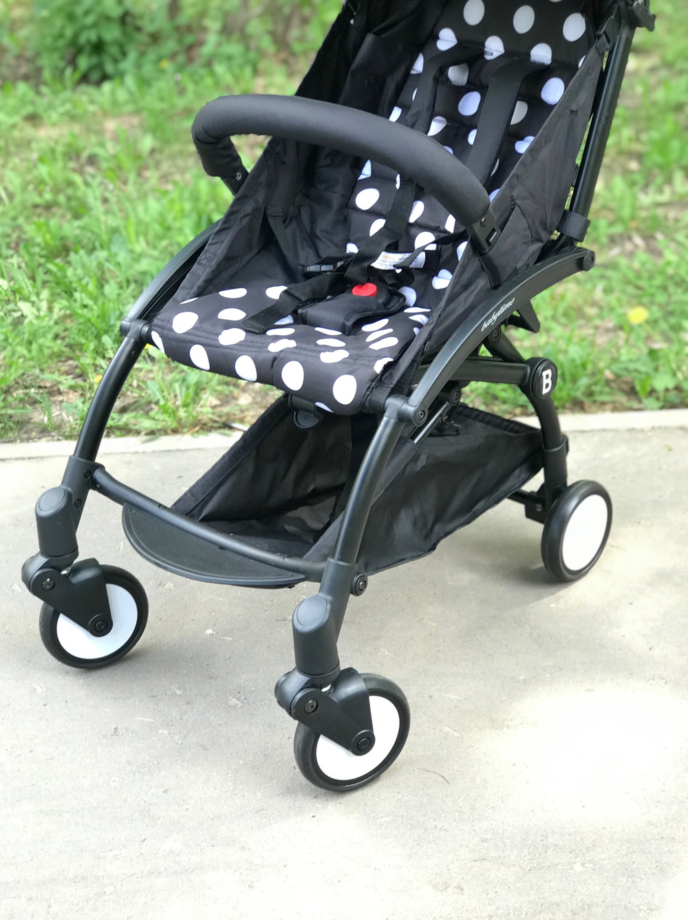 Коляска LY-008 Plus (6 (Микки маус мальчик (черные ушки))