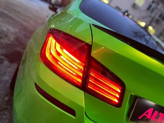 Плёнка глянец яблочно зелёный яркий Сoral Apple Green Carbins
