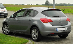Порог правый Opel Astra J 2009-2015 (Polcar) хэтчбек, седан, универсал