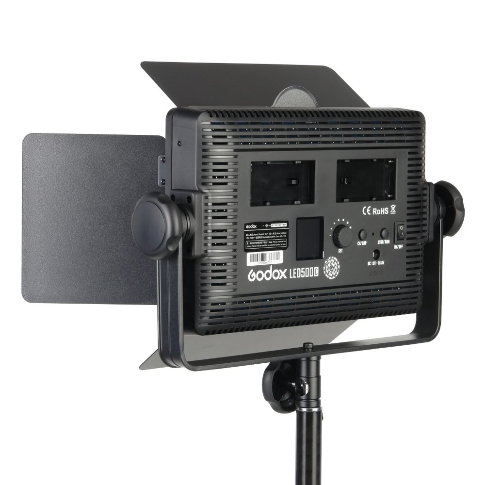 Светодиодный осветитель Godox LED500C