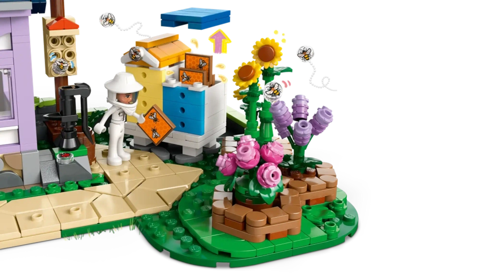 Конструктор LEGO Friends 42669 Домик и цветник пчеловода