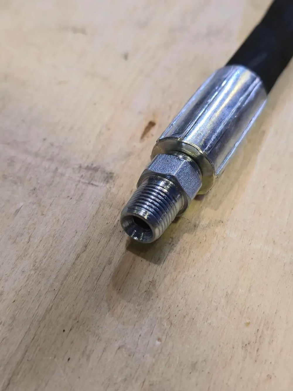 Шланг подъема кабины L320 мм (БелОг)
