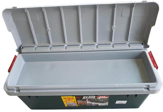 Экспедиционный ящик IRIS RV Box 800 SF, с открытой крышкой.