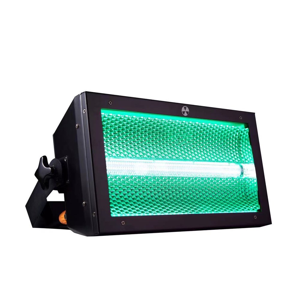 Strobe ATOMIC 3000 LED — LED стробоскоп RGB 240×10 Вт IP20