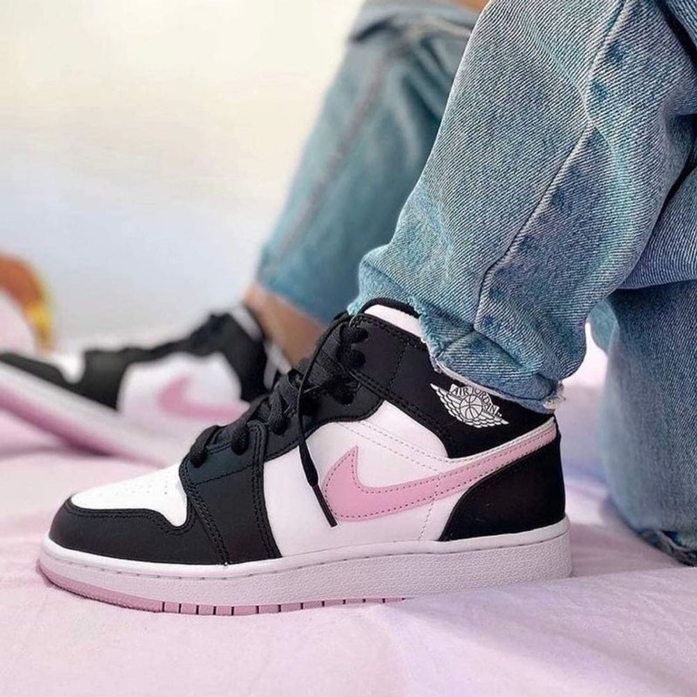 Jordan 1 Mid White Black Light Arctic Pink GS