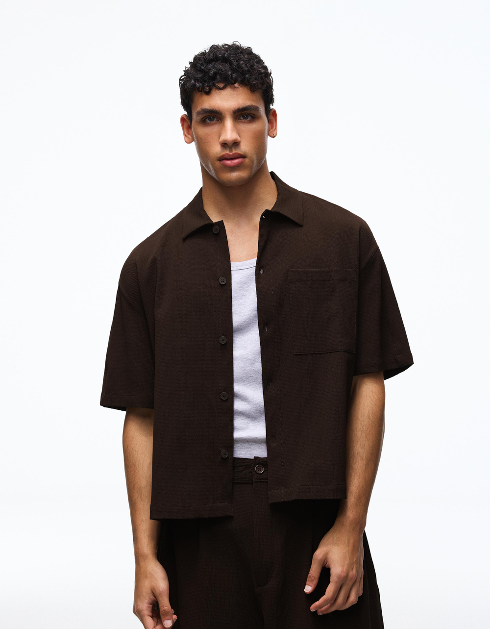 Мужская плиссированная рубашка boxy fit с коротким рукавом - BERSHKA