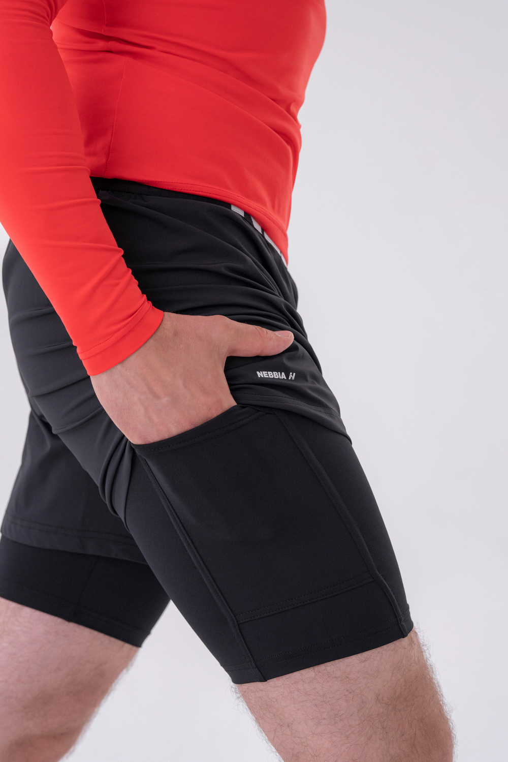 Шорты Double-Layer Shorts with Smart Pockets 318
Черные