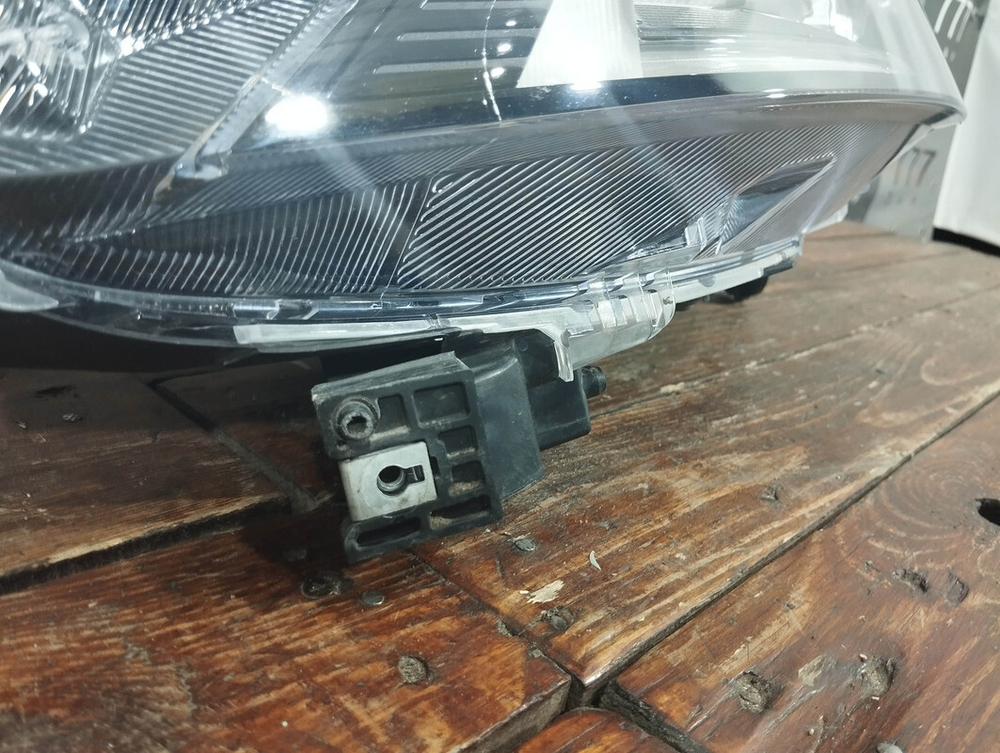 Фара правая LED Haval F7 1 19-24 Б/У Оригинал 4121103XKQ00A