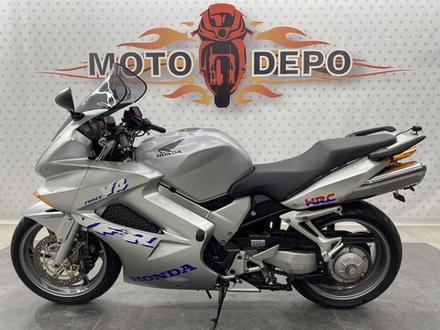 Honda VFR800F , 2005