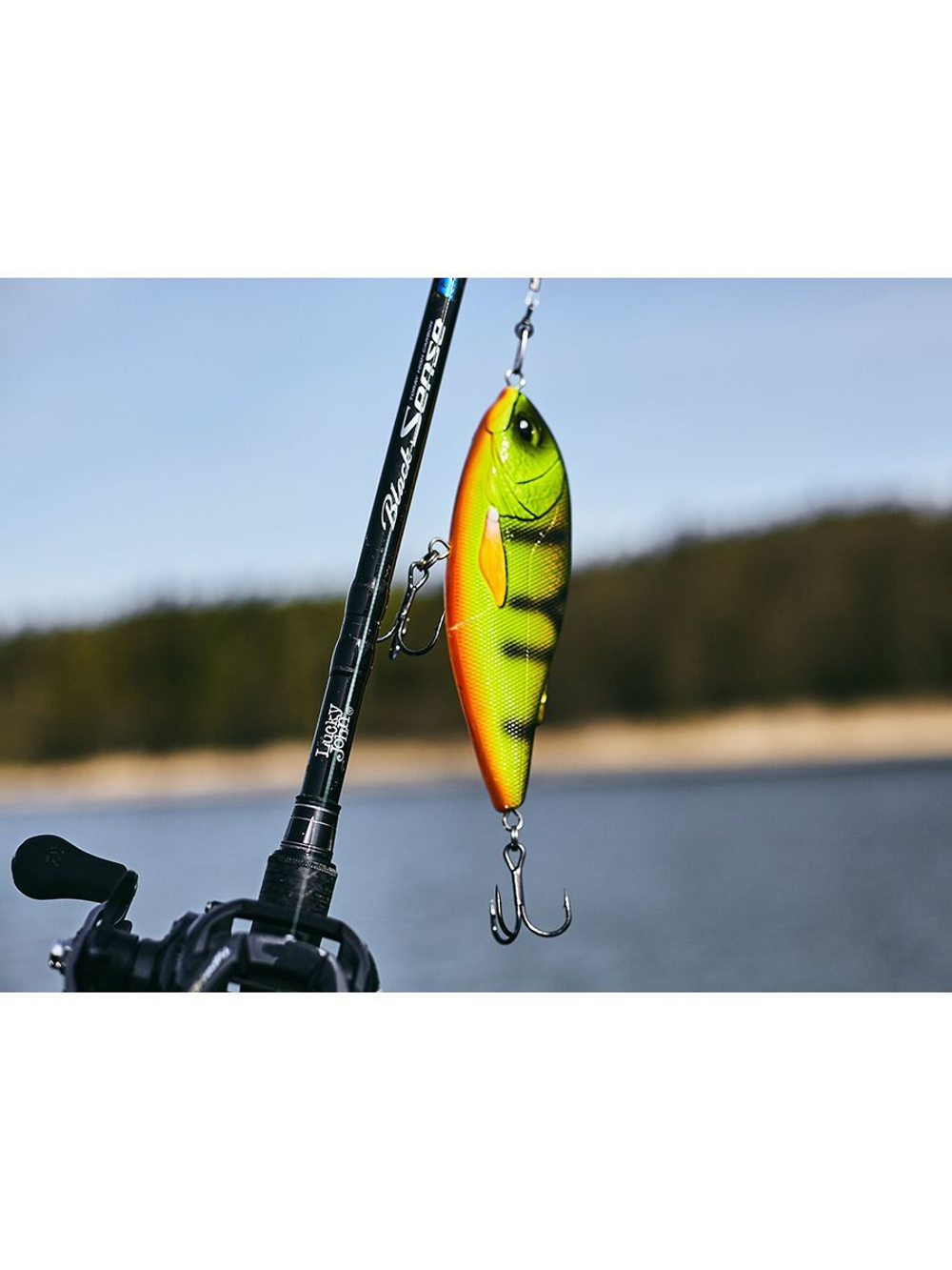 Воблер плавающий Lucky John BBS Original ARROW JERK F 015/029