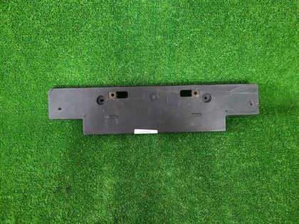 Площадка номера Toyota Land Cruiser 200 (15-21)