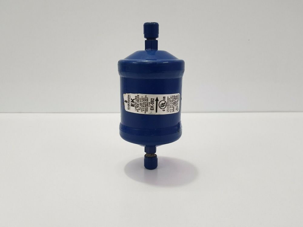 EK-082 EK-082