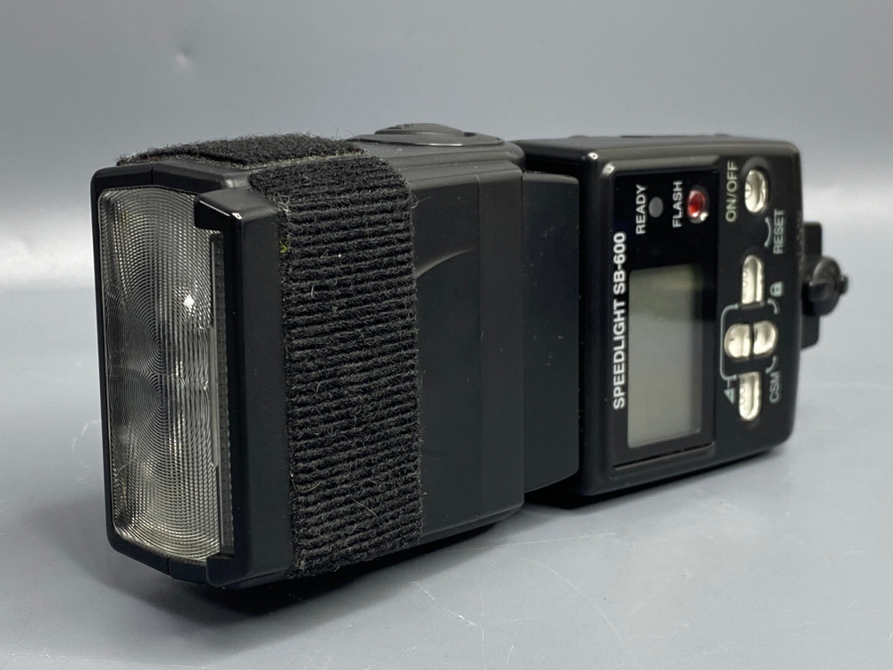 Nikon Speedlight SB-600