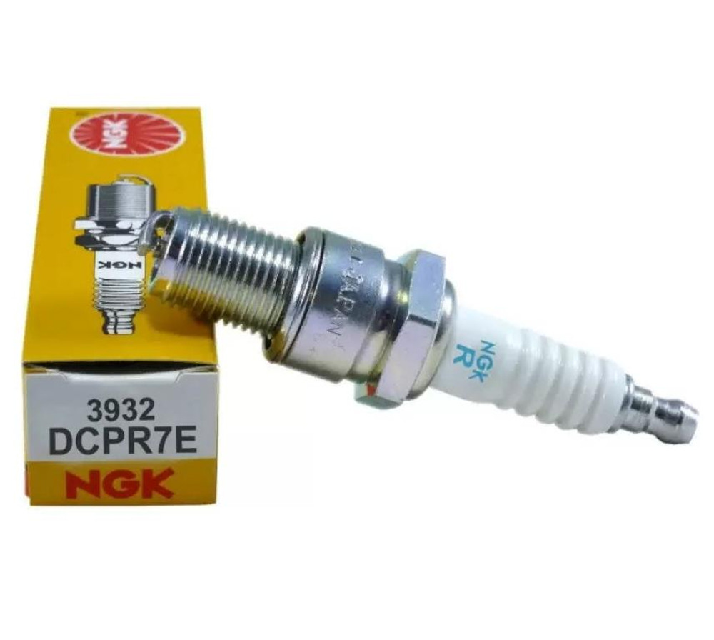 Свеча зажигания DCPR7E 3932 NGK Япония