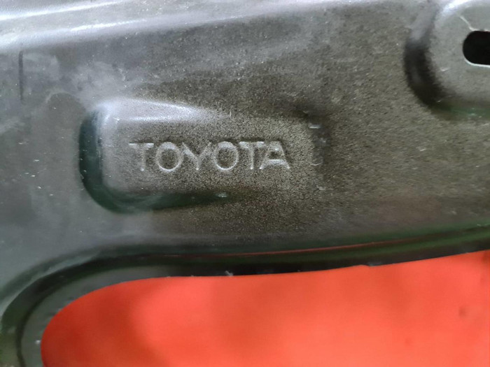 Дверь задняя левая Toyota Land Cruiser 200 (15-21)