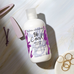 Bumble and bumble Bb. Curl Defining Creme - Укрепляющий крем для стайлинга волос, подчеркивающий волны, 60 ml