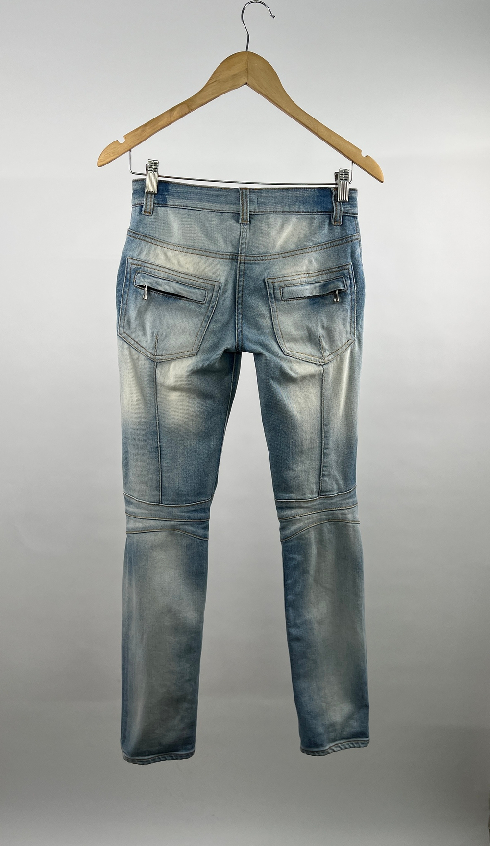Джинсы Balmain