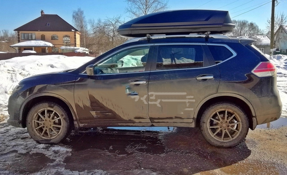 Автобокс Way-box Gulliver 520 на Nissan X Trail T 32 с рейлингами
