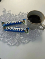 Шоколадный батончик Bounty 55 гр 1 шт