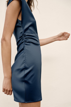 ZARA АТЛАСНОЕ ПЛАТЬЕ МИНИ, МОРСКОЙ ТЕМНО-СИНИЙ